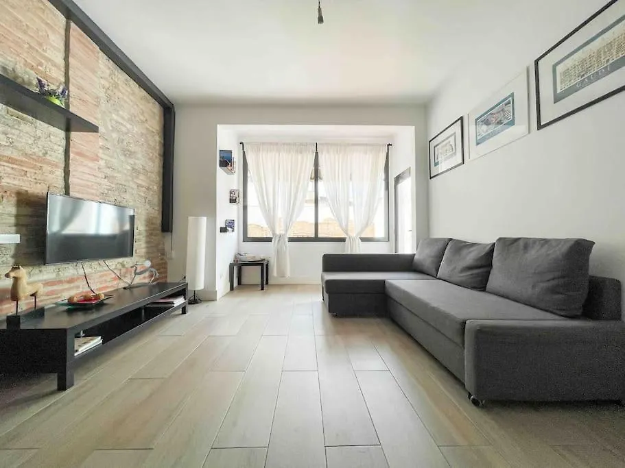 @Hostourist Bcn Fira Granvia Plaza Europa-Justicia Lejlighed L'Hospitalet de Llobregat 0*,  Spanien